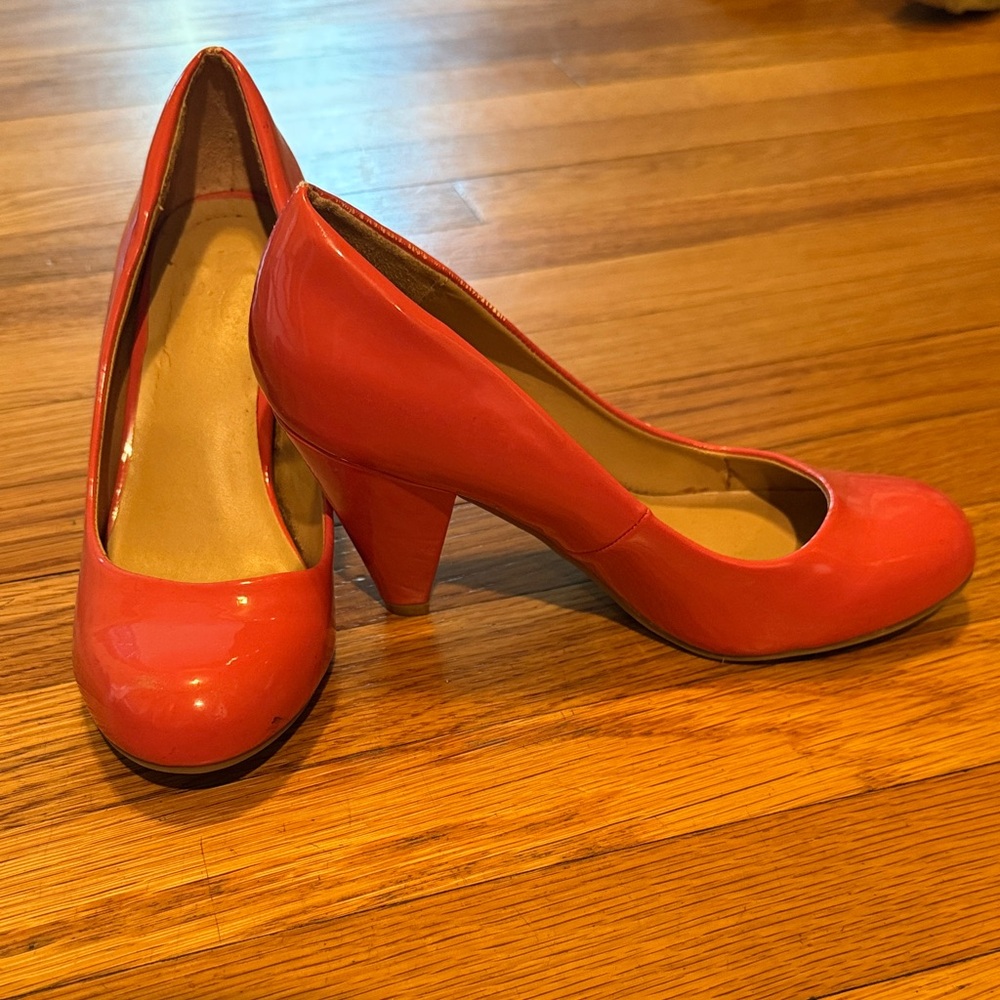 Mix No. 6 “Selisa” Style Coral Heels (6)